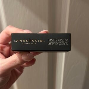 Anastasia Beverly Hills Matte Lipstick in Spice